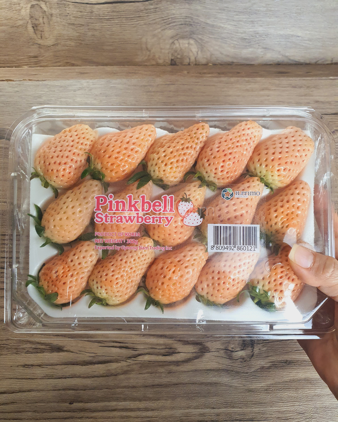 Pinkbell Strawberries, S.Korea, 350gm